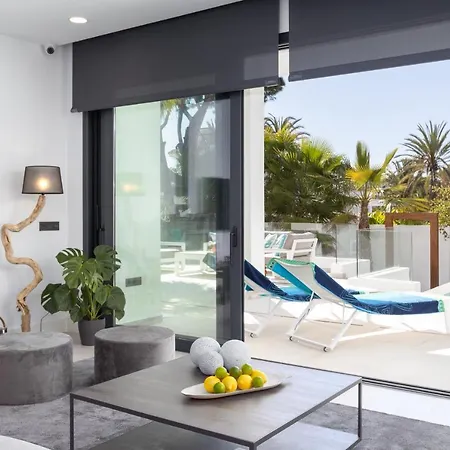 Villa Calima - 5 Bedrooms With Private Pool - 100m From The Beach Marbella